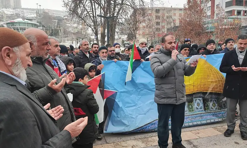 Malatya'da Dünya Kudüs Haftası Yürüyüşü: 'Kudüs Ümmetin Ortak Emanetidir'