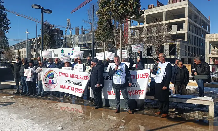 Malatya'da Emeklilerden Sert Tepki: 'Geçim Yoksa Seçim Var'