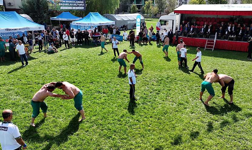 Malatya'da Er Meydanı Şenlendi: Başpehlivan Anıl Berkay Kılıçsallayan