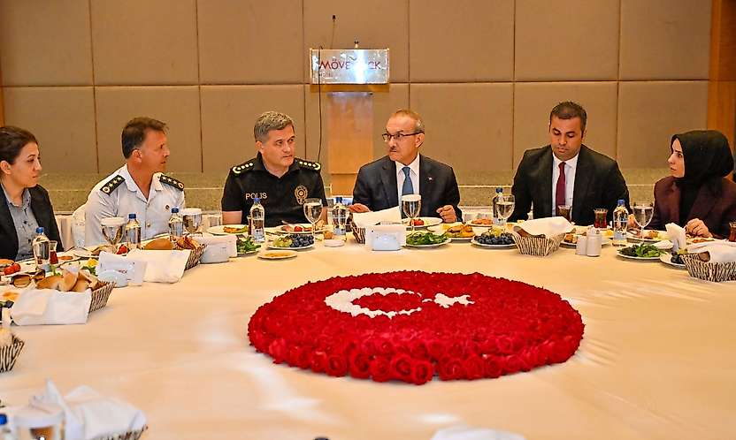 Malatya'da Gaziler Günü Buluşması: 750 Şehit ve Gazi Yakını Aynı Sofrada