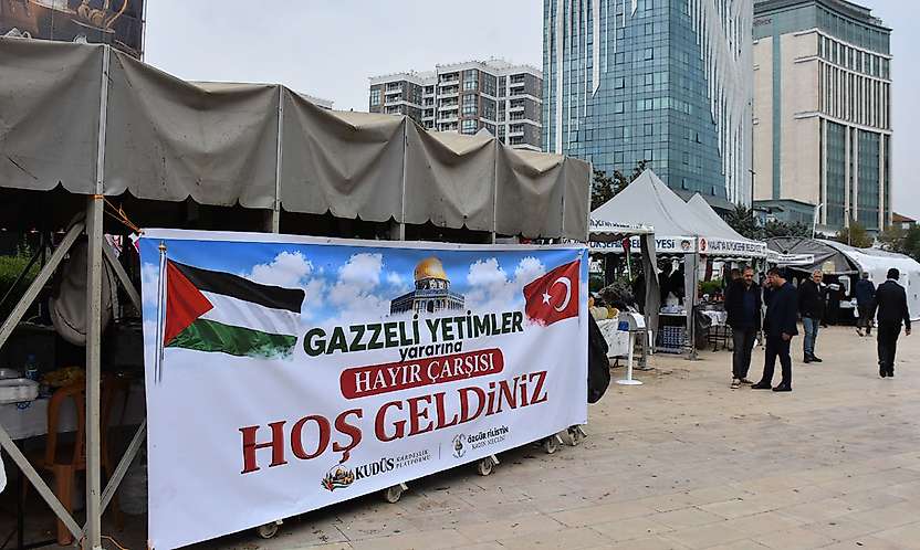 Malatya'da Gazzeli yetim çocuklar yararına hayır çarşısı açıldı