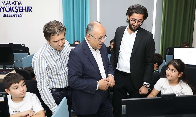 Malatya'da Geleceğin Yazılımcıları Sertifikalarını Aldı