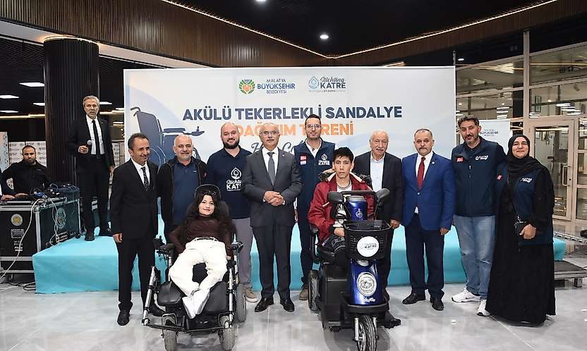 Malatya'da İhtiyaç Sahiplerine 80 Akülü Tekerlekli Sandalye Desteği