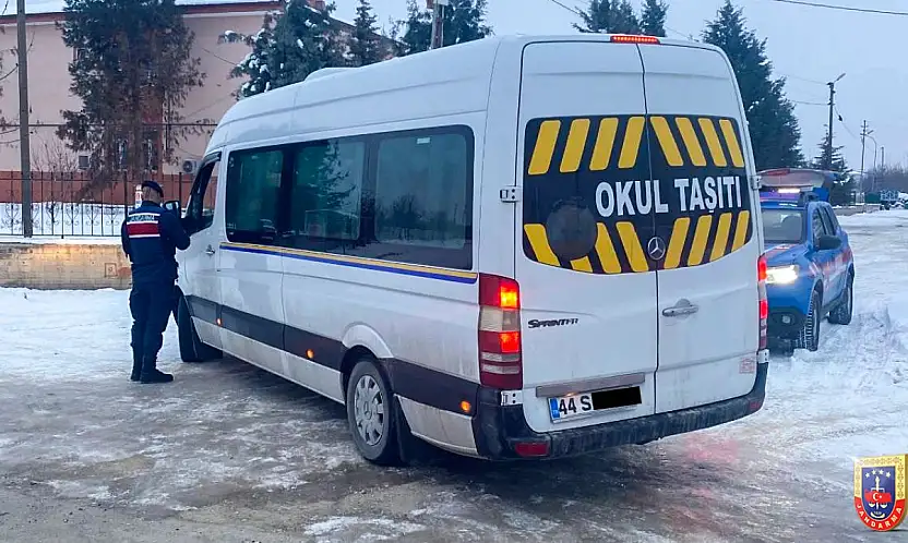 Malatya'da Jandarmadan Okul Servislerine Güvenlik Denetimi