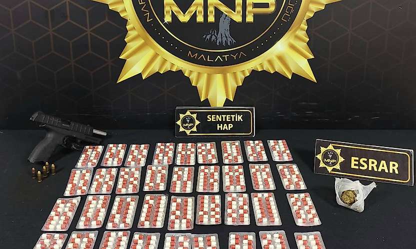 Malatya'da sokak satıcılarına operasyon: 2 tutuklama