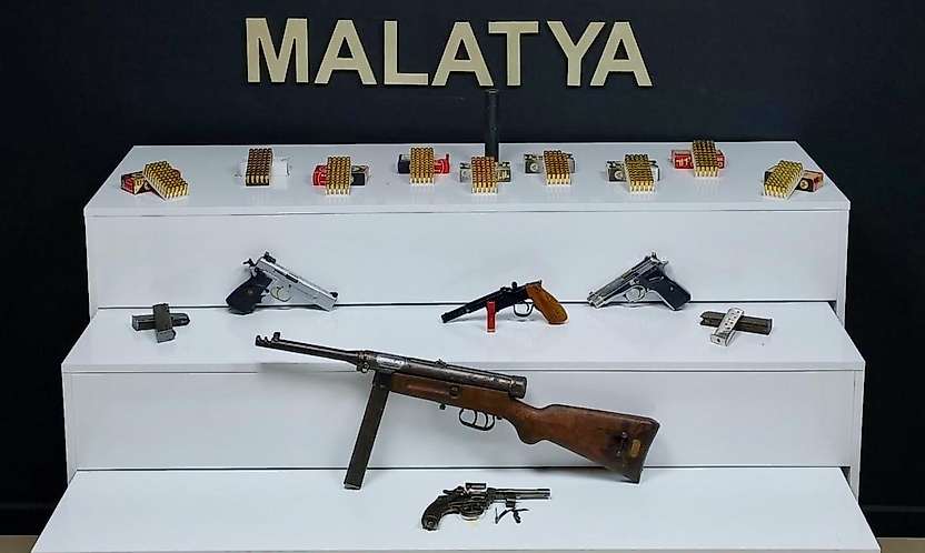 Malatya'da Yasa Dışı Silah Ticaretine Operasyon: 3 Gözaltı