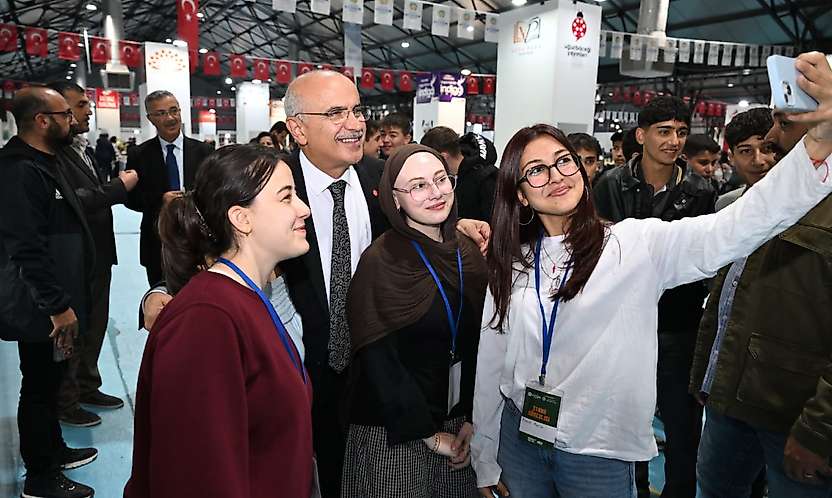 Malatya Kitap Fuarı 100 Bini Aştı: Depreme Rağmen Kültür İhmal Edilmedi