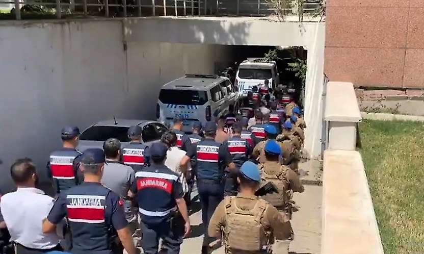 Malatya'nın da Aralarında Olduğu 28 İlde DEAŞ Operasyonu: 83 Şüpheli Yakalandı
