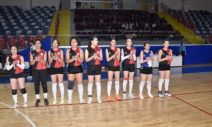 Malatya Voleybol Kulübü ile 91.000 Dev Malatya Voleybol karşı karşıya geldi