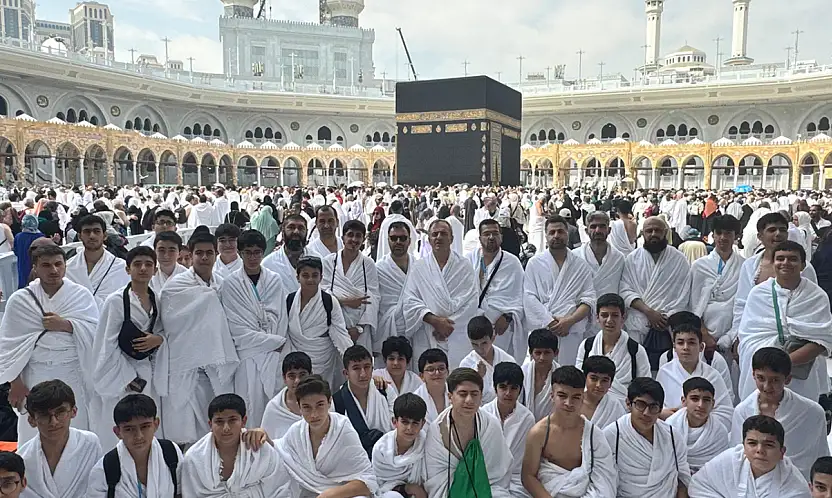 Malatyalı 41 Hafız, Umre'de Hafızlık Belgelerini Aldı