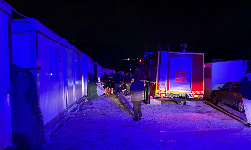 Malet Konteyner Kent'te Yangın Paniği