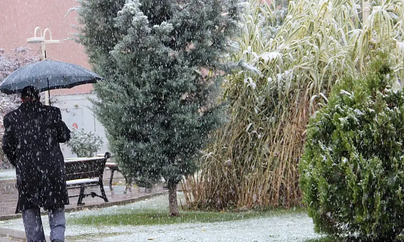 Meteoroloji'den 5 il için kuvvetli yağış ve kar uyarısı