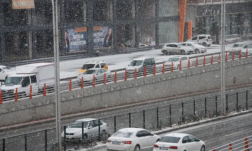 Meteorolojiden sağanak ve kar uyarısı