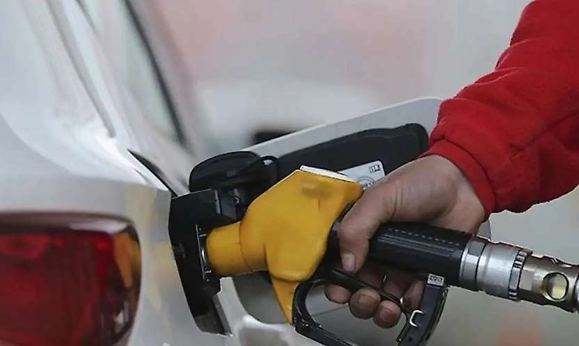 Motorinin litre fiyatına 2,55 lira zam yapıldı