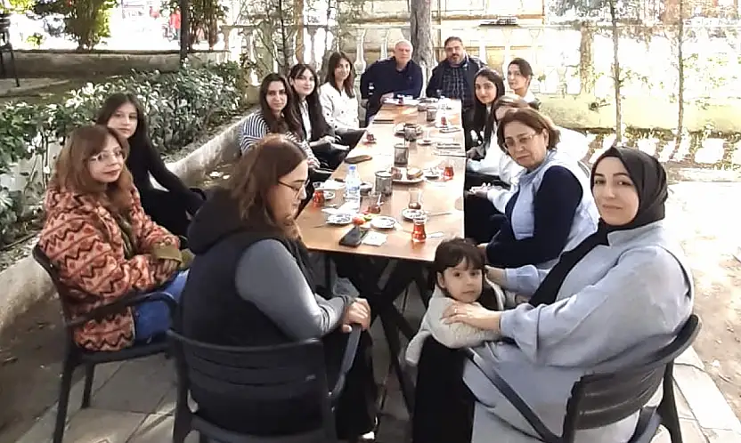 Muğla'daki Malatyalı Öğrencilere Dernekten Eğitim Desteği