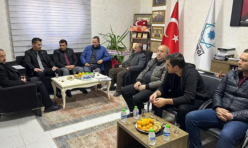 Muhtarlardan Gençliğe Güçlü Mesaj: 'Gelecek Mahallelerden İnşa Edilir'