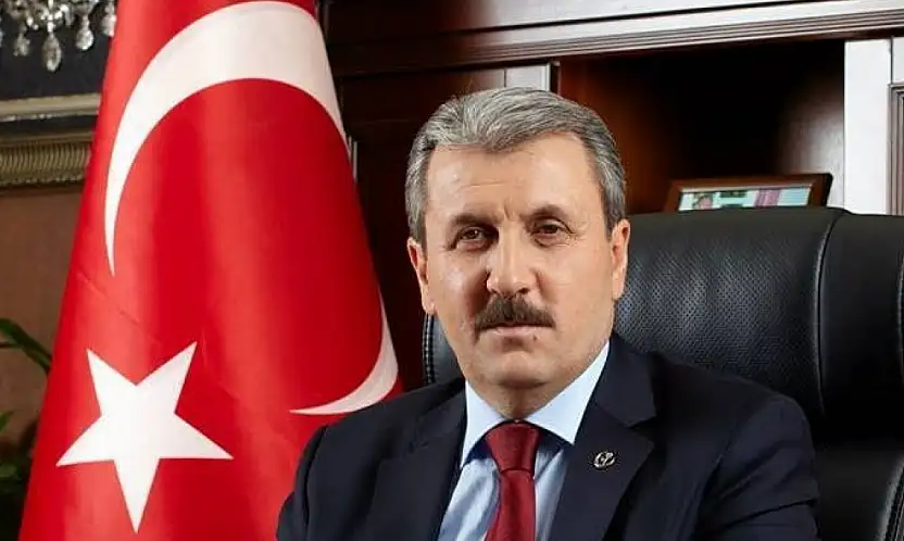 Mustafa Destici'den Esra Erol Programına Sert Tepki: 'Milli ve Dini Değerlerimize Saygı Şart'