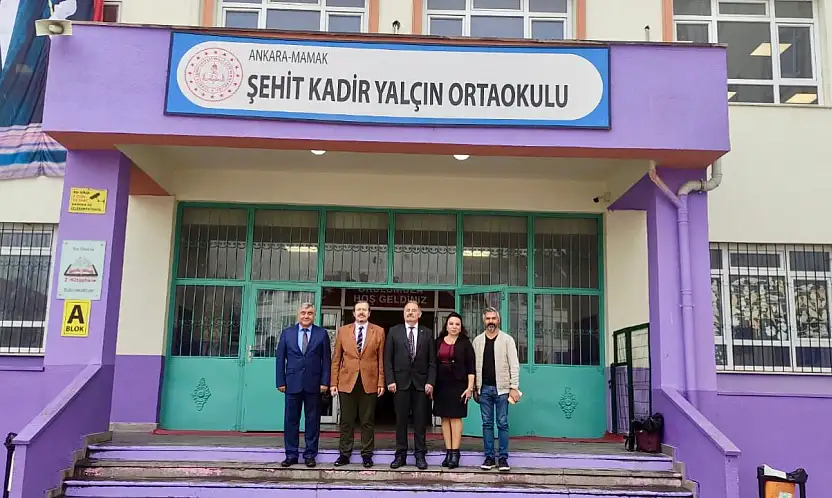 Öğretmenler Günü'ne Özel Anlamlı Program: Atatürk Çiçeği ile Saygı ve Vefa