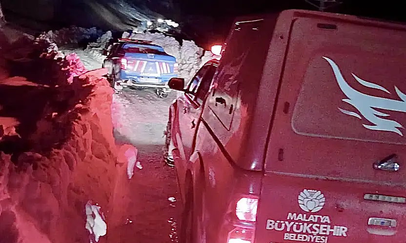 Pütürge'de Çığ Tehlikesi: Büyükşehir Ekipleri Son Anda Kurtarıldı