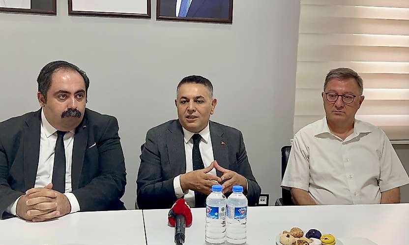 Sadıkoğlu: Bel Altı Vurmadan Yaptıklarımızı ve Yapacaklarımızı Anlatıyoruz
