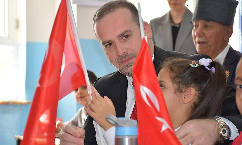 Salih Karademir'den 29 Ekim Cumhuriyet Bayramı Mesajı: 'Cumhuriyetimiz, En Kıymetli Mirasımızdır'
