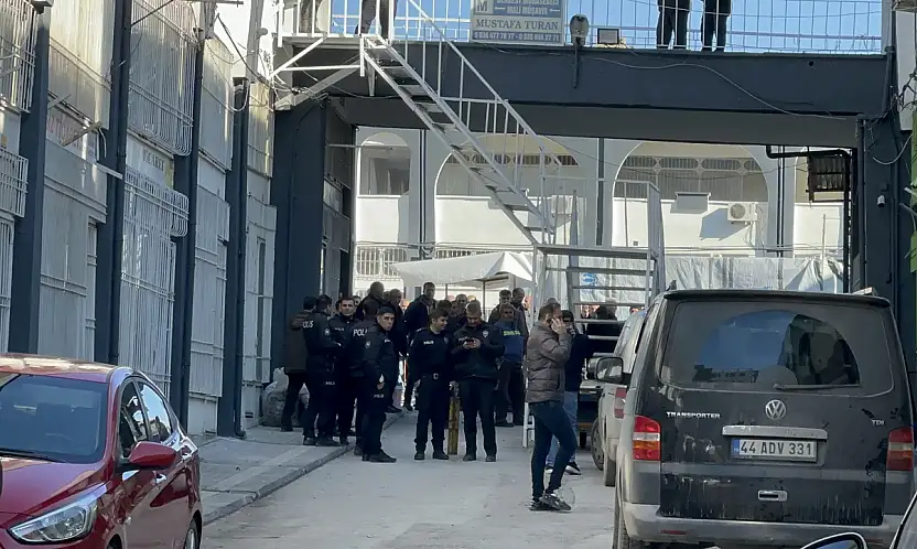 Şire Pazarında Silahlı Kavga: 2 Kişi Yaralandı