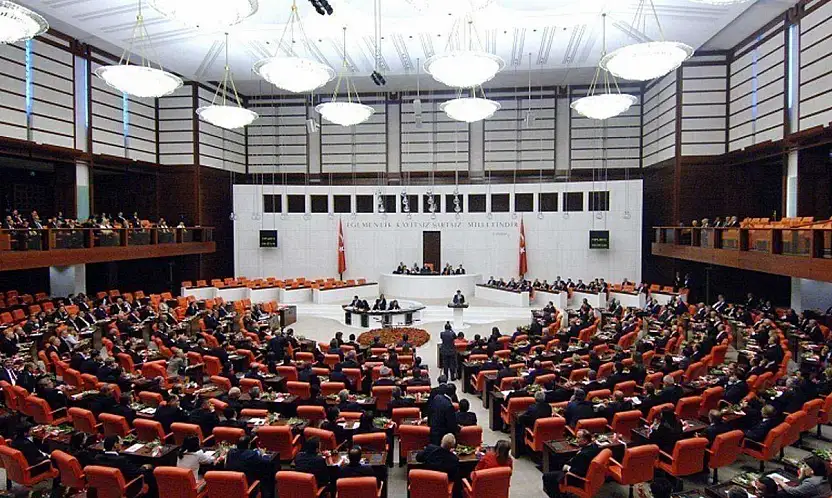 TBMM Genel Kurulu trafik cezalarına ilişkin teklifi görüşecek