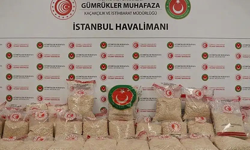 Ticaret Bakanlığı ekipleri 1,3 milyon adet uyuşturucu hap ele geçirdi