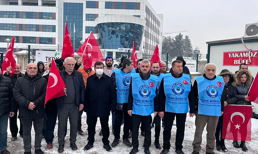 Türk Büro-Sen'den 81 İlde Ortak Tepki: 'Kamu Görevlisine Şiddet Devlete Yöneliktir'