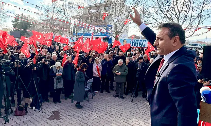 Yazıhan'da Göçer'e Destek Mitingi: 'Sandık Olmadan Demokrasi Olmaz'