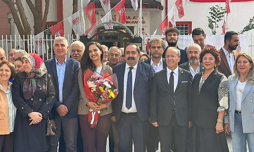 YENİ Parti Malatya'da Yeni Dönem! Barış Yıldız Görevi Basri İlhan'a Devretti