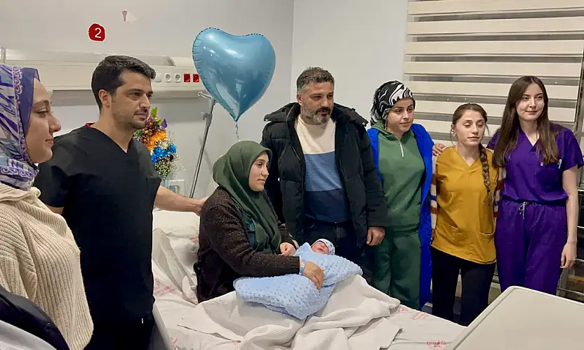 Yeni Yılın İlk Saatlerinde Malatya'da Erkek Bebek Sevinci