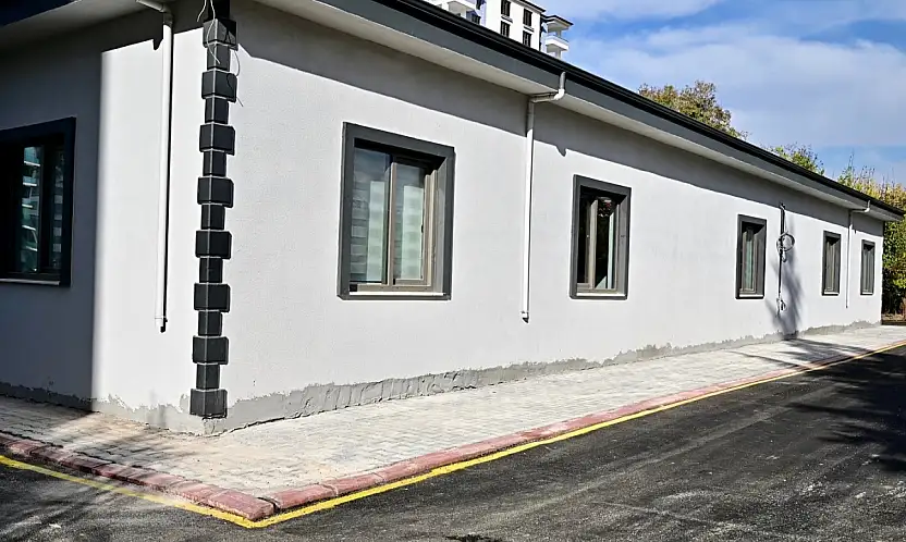 Yeşilyurt Belediyesi'nden Karakavak ve Çilesiz'e İki Yeni Taziye Evi