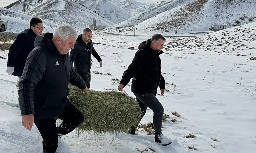 Yeşilyurt Belediyesi'nden Yaban Hayatına Yem Desteği!