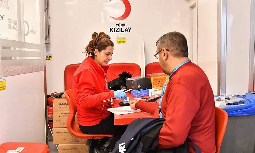 Yeşilyurt'ta Dayanışma Günü: Belediye Personelinden Hayat Kurtaran Bağış