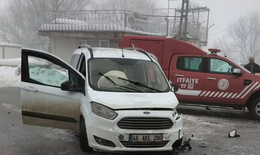 Yoğun Sis Kazaya Neden Oldu