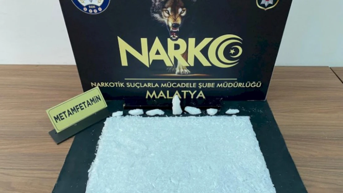 1 kilo 20 gram Metamfetamin ele geçirildi