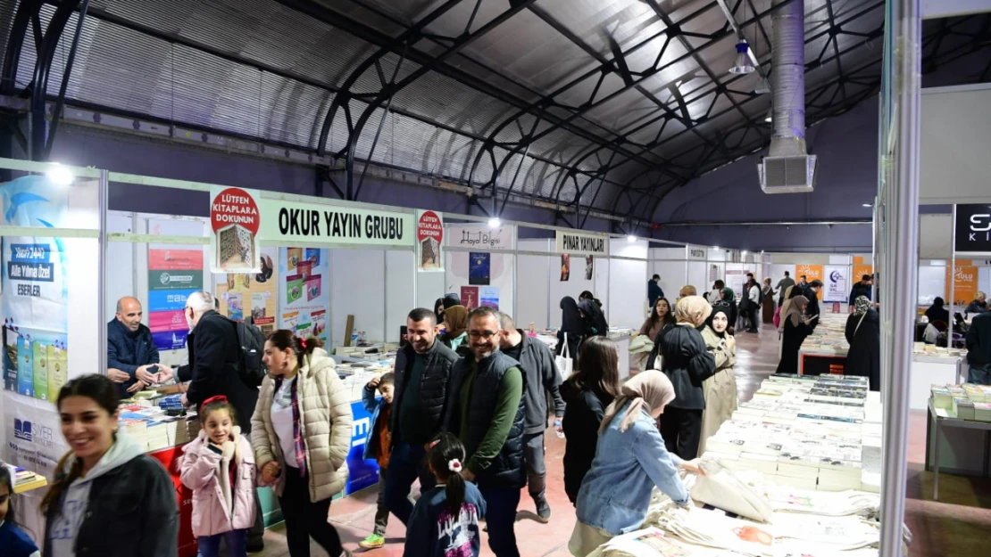 10. Malatya Anadolu Kitap ve Kültür Fuarı ziyaretçi akınına uğruyor