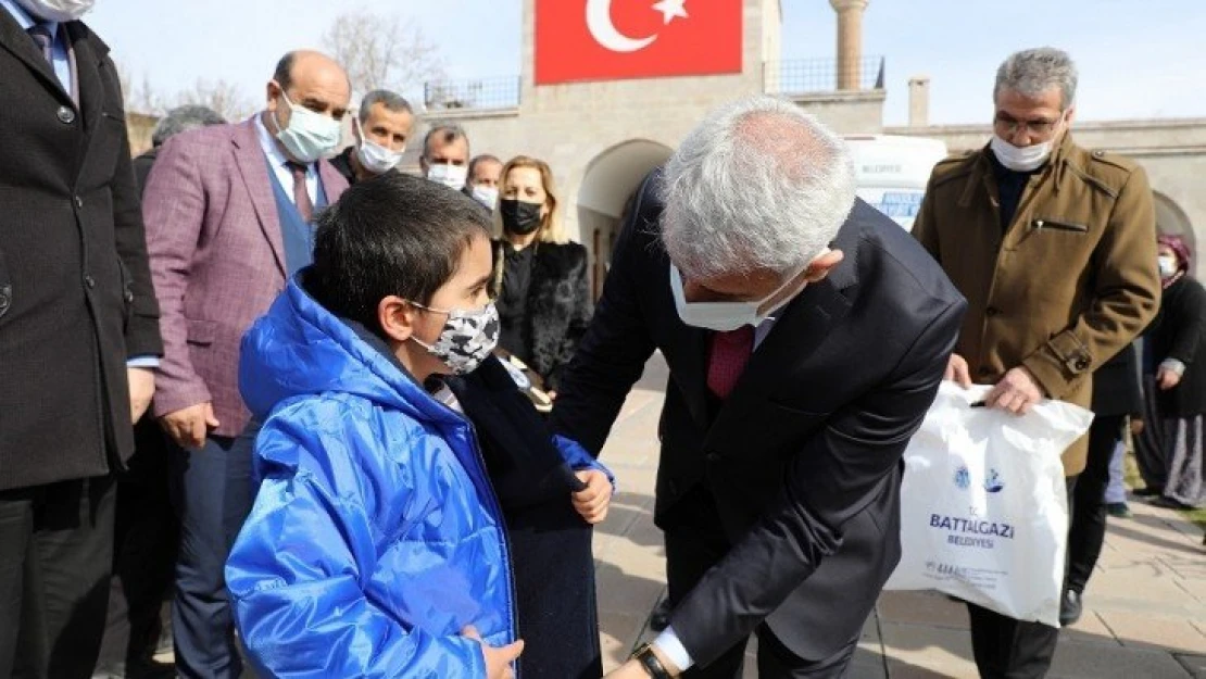 11 Mahalle Muhtarından Başkan Güder'e Teşekkür