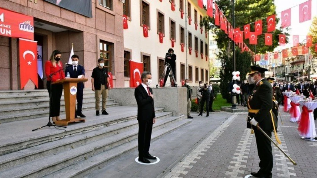 29 Ekim Cumhuriyet Bayramı Malatya'mıza ve Büyük Türk Milletine Kutlu Olsun