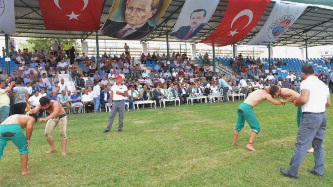 66. Darende Geleneksel Zengibar Karakucak Güreş ve Kültür Festivali Düzenlendi