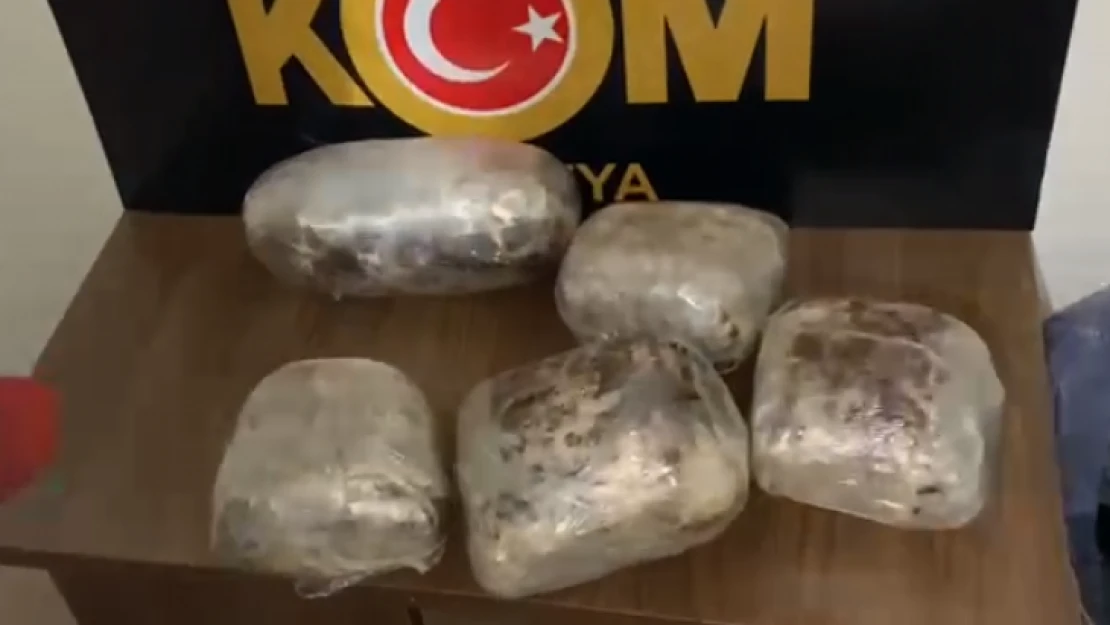 7 kilo 500 gr Esrar  ele geçirildi