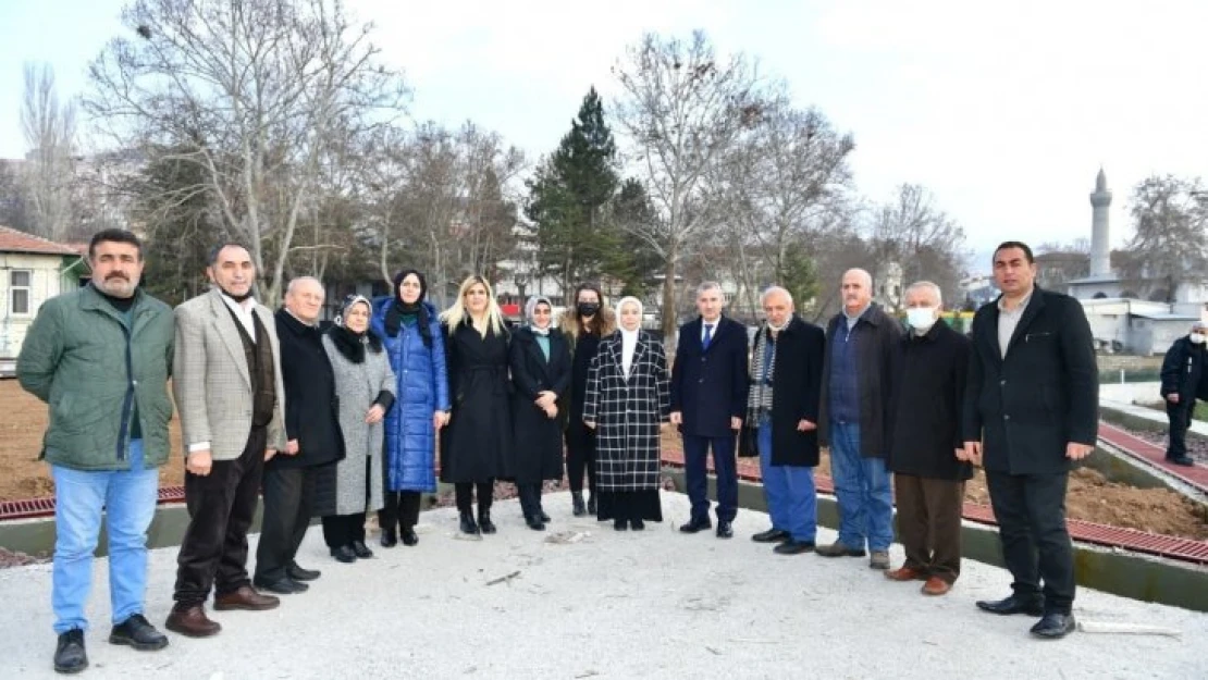 Ak Parti Mkyk Üyesi Ve Malatya Milletvekili Öznur Çalık, Yeşilyurt Güreş Sahasını İnceledi