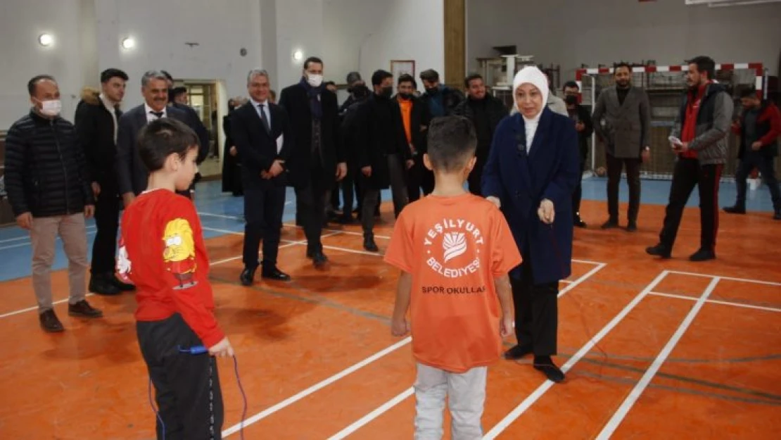 AK Partili Çalık: Gençlerimize yönelik önemli yatırımlar yaptık