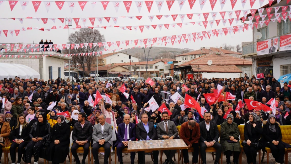 Akçadağ'lılar Hemşehrileri Murat Aslan'a Yeşilyurt'ta Destek Sözü Verdi