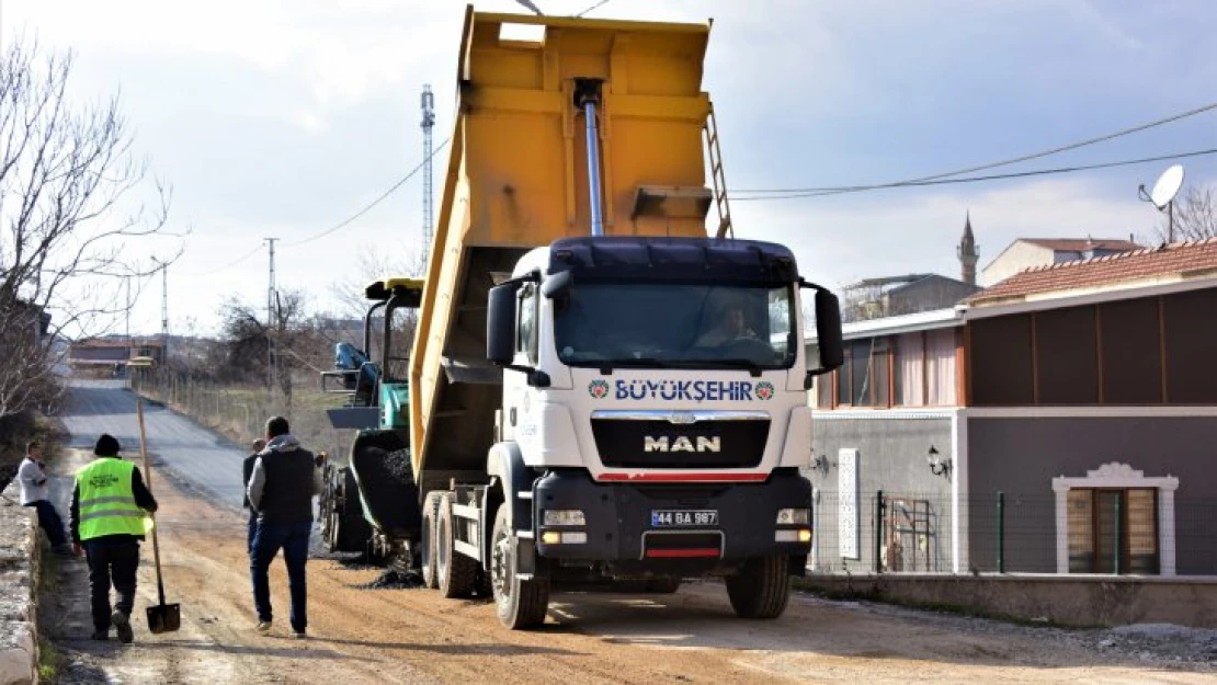 Alt Yapısı Tamamlanan Battalgazi Mahallesi'nde Asfalt Çalışmalarına Başlandı