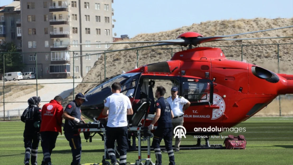 Ambulans helikopter Malatya'da kalp krizi geçiren kişi için havalandı