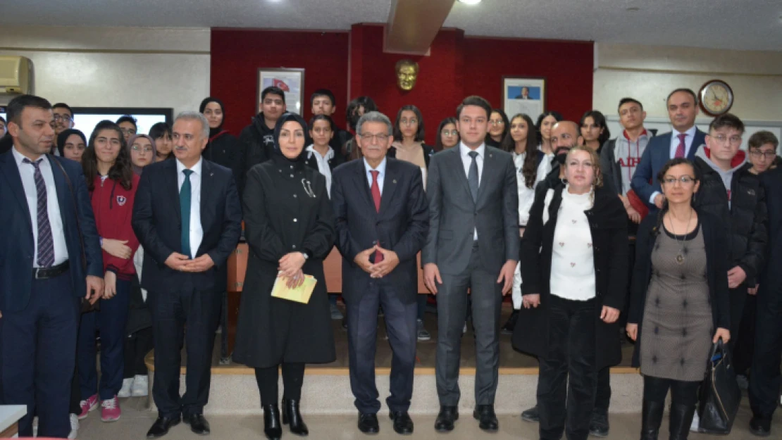 Anadolu Mektebi Kurucusu, Tarım ve Köy İşleri Eski Bakanı Prof. Dr. Sami Güçlü Malatya'da