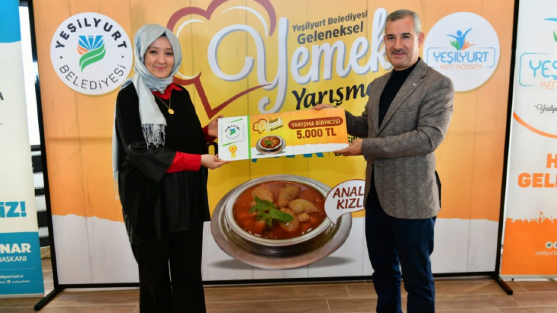 'Analı-Kızlı' Geleneksel Yemek Yarışmasında Ödüller Sahiplerini Buldu