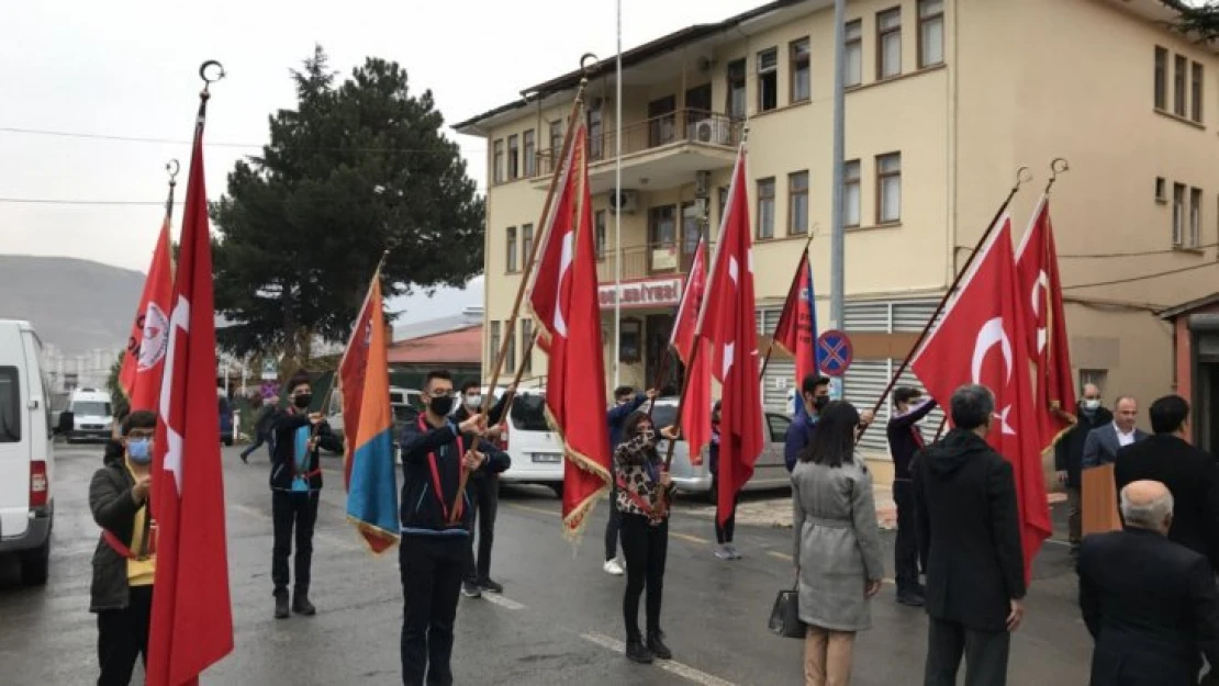 Arapgir'de '24 Kasım Öğretmenler Günü' dolayısıyla tören düzenlendi.